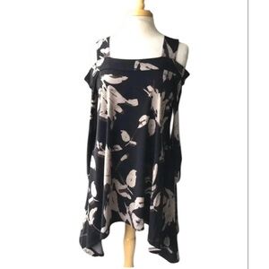 Clara Sun Woo open shoulder tunic black floral asymmetrical hem Size M